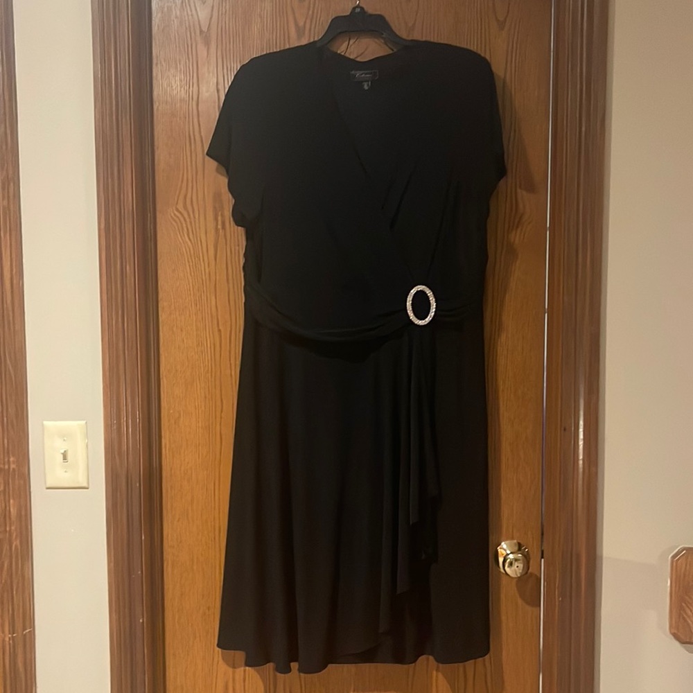 Collection dressbarn woman 22 black dress